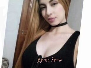 Annie_Snow