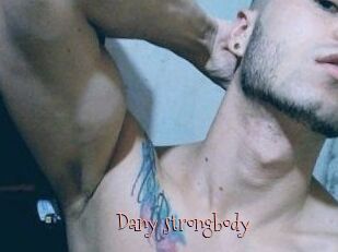 Dany_strongbody