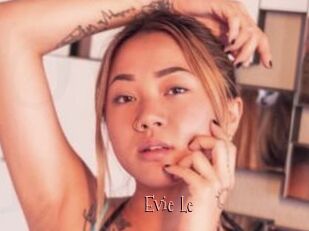 Evie_Le