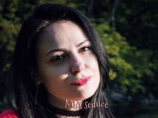 MIA_seduce