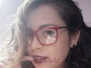 MiaBlack27