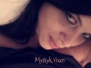 Mystyk_Vixen