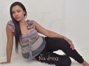 Nia_douxe