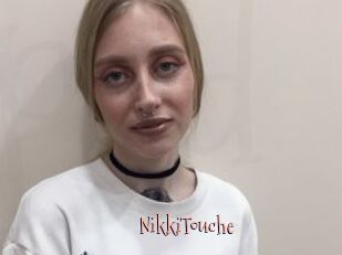 NikkiTouche