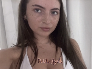 Petitelilyuk