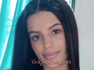 Vickyandmaximm